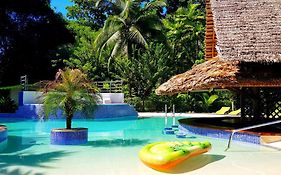 3 Bamboo Eco Lodge